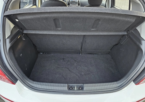 Hyundai i20 cena 25900 przebieg: 140000, rok produkcji 2014 z Lipiany małe 529